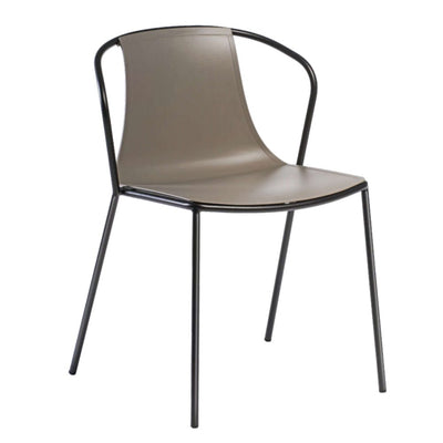 Silla Labenze Kasia con estructura metálica de cuatro patas y respaldo en tecnopolímero para exterior