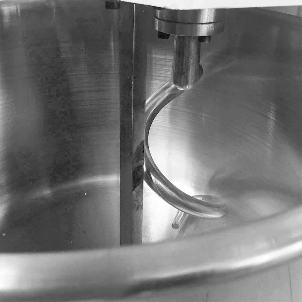Migsa Hd-40A-110 Amasadora Industrial Acero Inoxidable. Ideal para amasar harina, mezcla para pan, postres, hornear, cocinar, para banquetes, industriales, para cocinas industriales, comedores, comedores industriales, hornear, para negocio, panadería, repostería, etc. Envíos seguros a todo México. Cotiza hoy mismo.