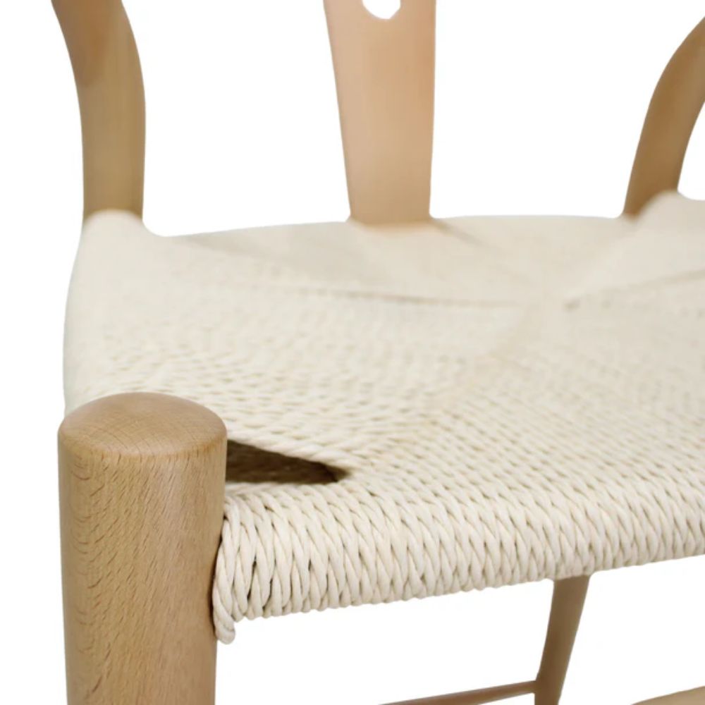 Banco bajo Kingstrong Micerino con asiento de cuerda trenzada natural y estructura de madera sólida