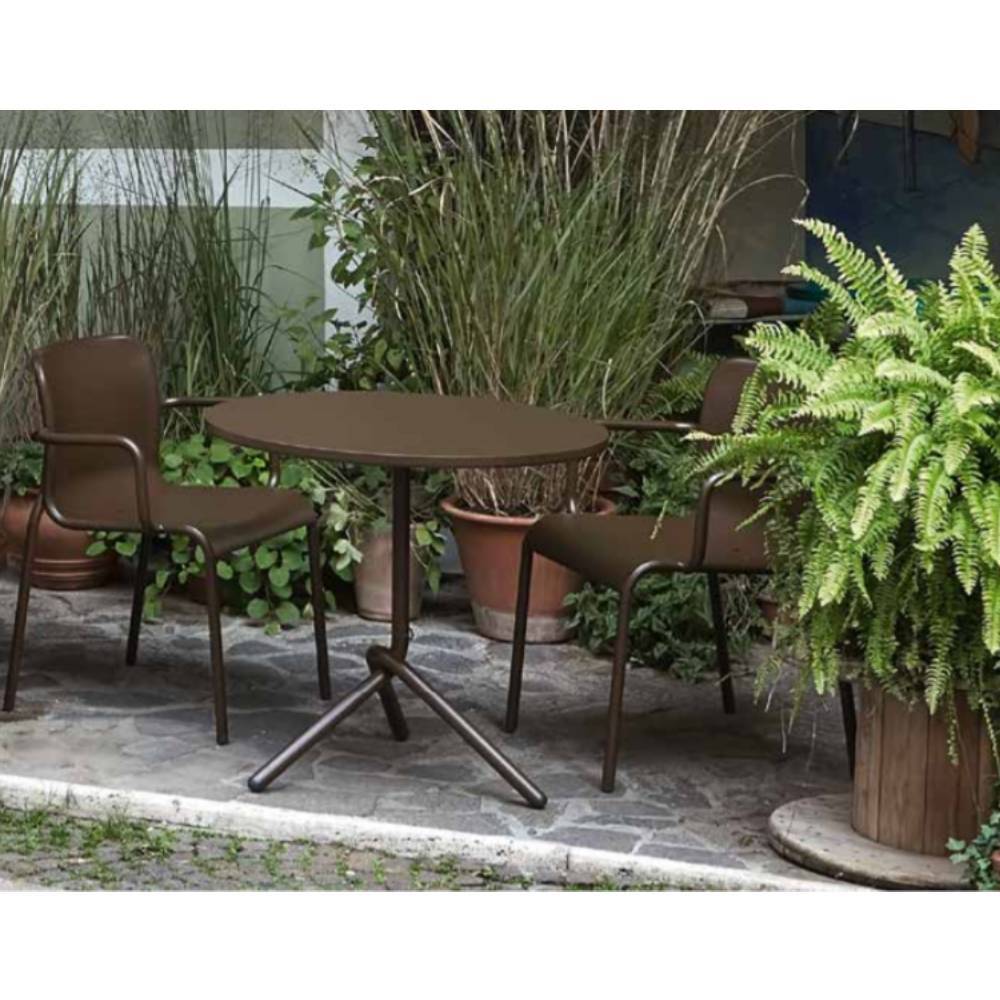 Mesa redonda plegable COLOS TA 1-700 con estructura tubular de acero y cubierta de lámina troquelada