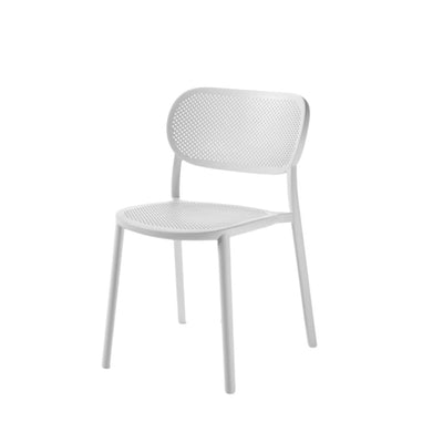 Silla Labenze Nuta en tecnopolímero con asiento y respaldo multiperforado y cuatro patas al color del cuerpo