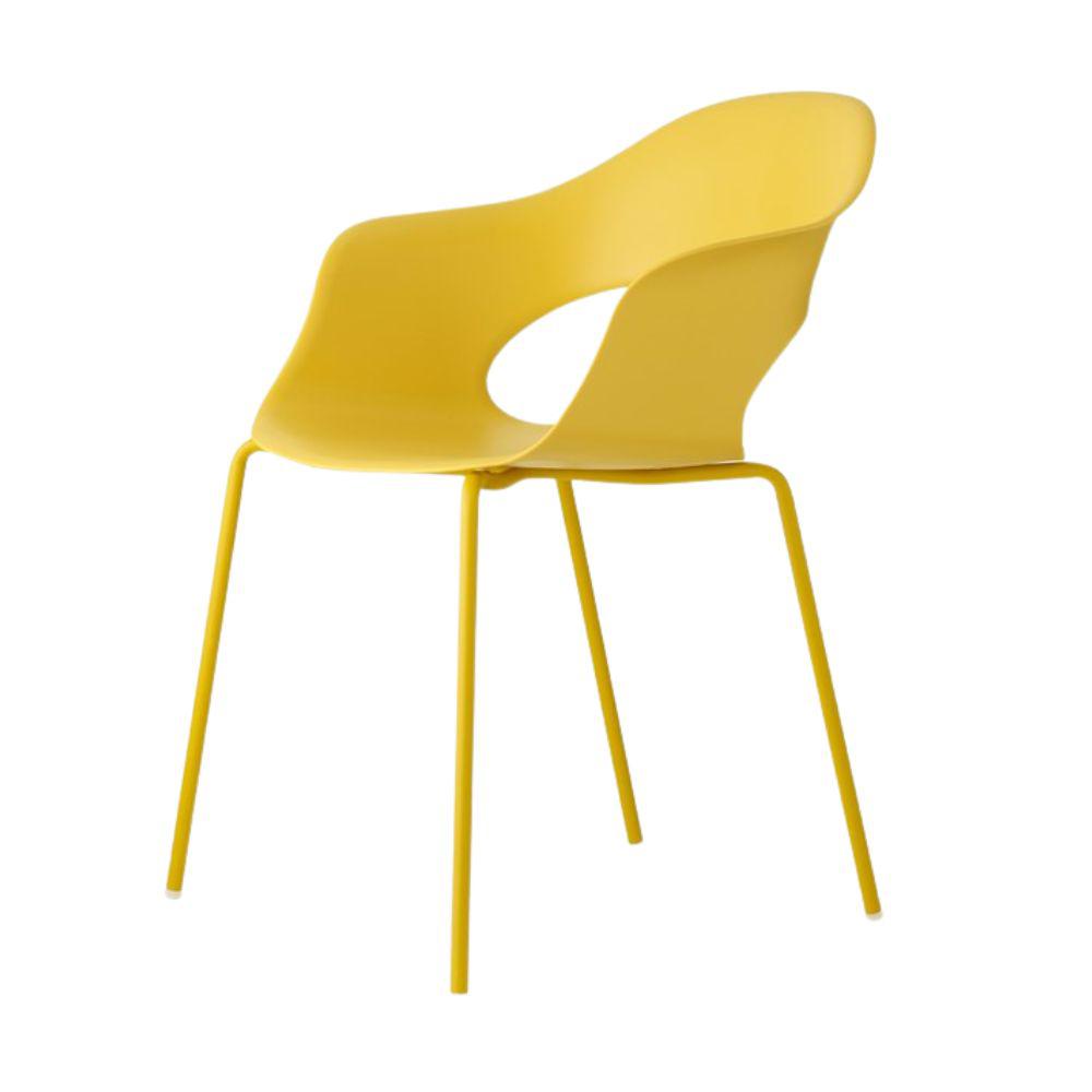 Silla comercial Labenze Lady B amarilla con estructura tubular de acero apilable
