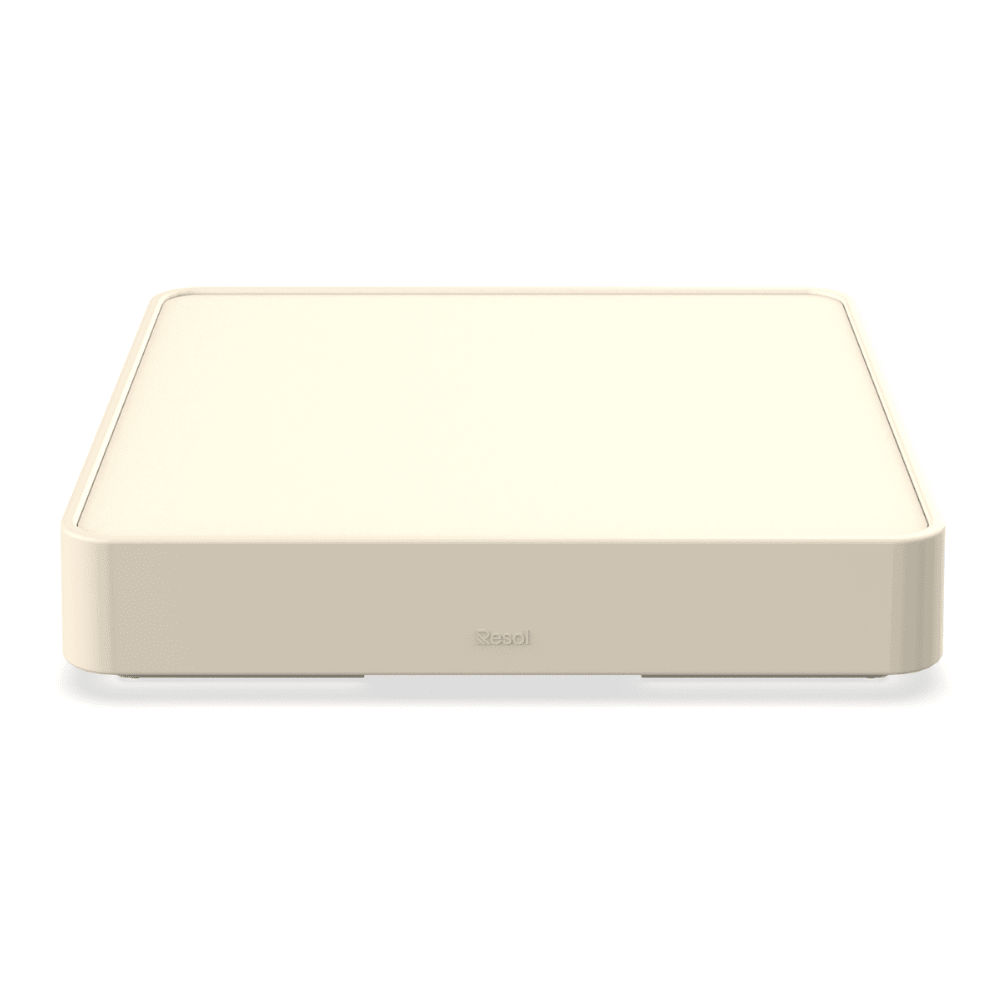 Mesa auxiliar baja RESOL BRISA con tablero HPL y estructura resistente para exterior en varios colores