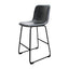 Banco bajo Kingstrong Phoenix con base metálica mate y asiento y respaldo tapizados de color