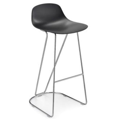 Banco alto Infiniti Pure Loop Mini con asiento en polipropileno y estructura de acero cromado.