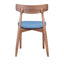 Silla comercial Zuo Newman azul con asiento tapizado y estructura de madera enchapada en nogal