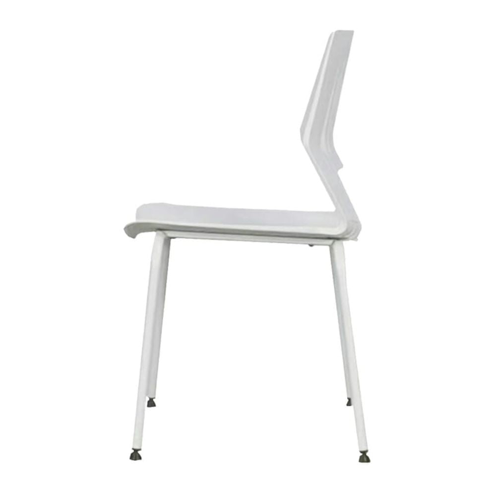 Silla comercial OFIK 1025 Air de plástico con base de cuatro patas de acero blanco apilable