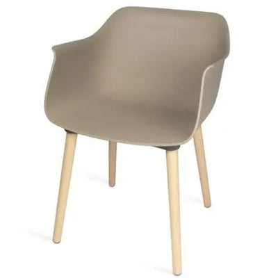 Silla comercial Resol Shape con asiento en polipropileno con fibra de vidrio y patas de madera